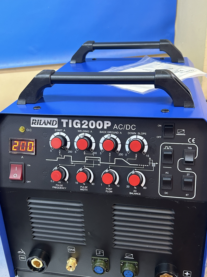 SOLDADOR TIG 200P AC DC RILAND