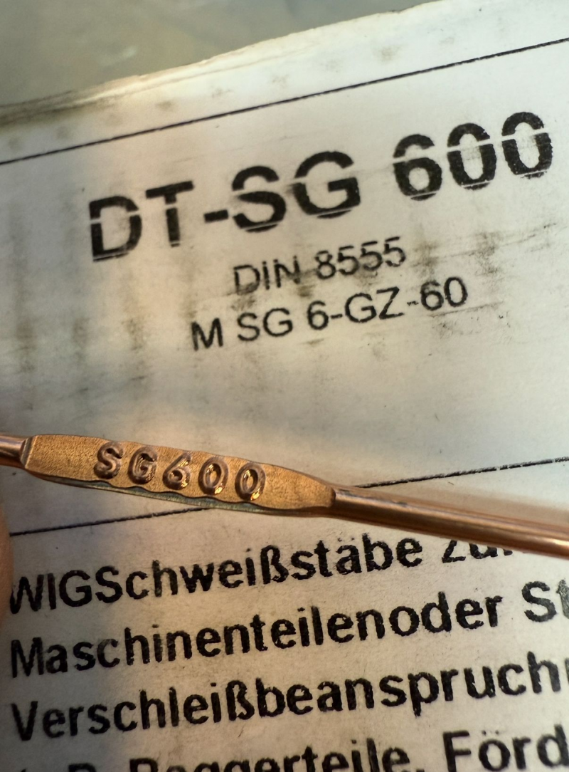 VARILLAS TIG PARA SOLDAR ACEROS TEMPLADOS f521 DUREZA 60HRC 1,6 MM 1 KG