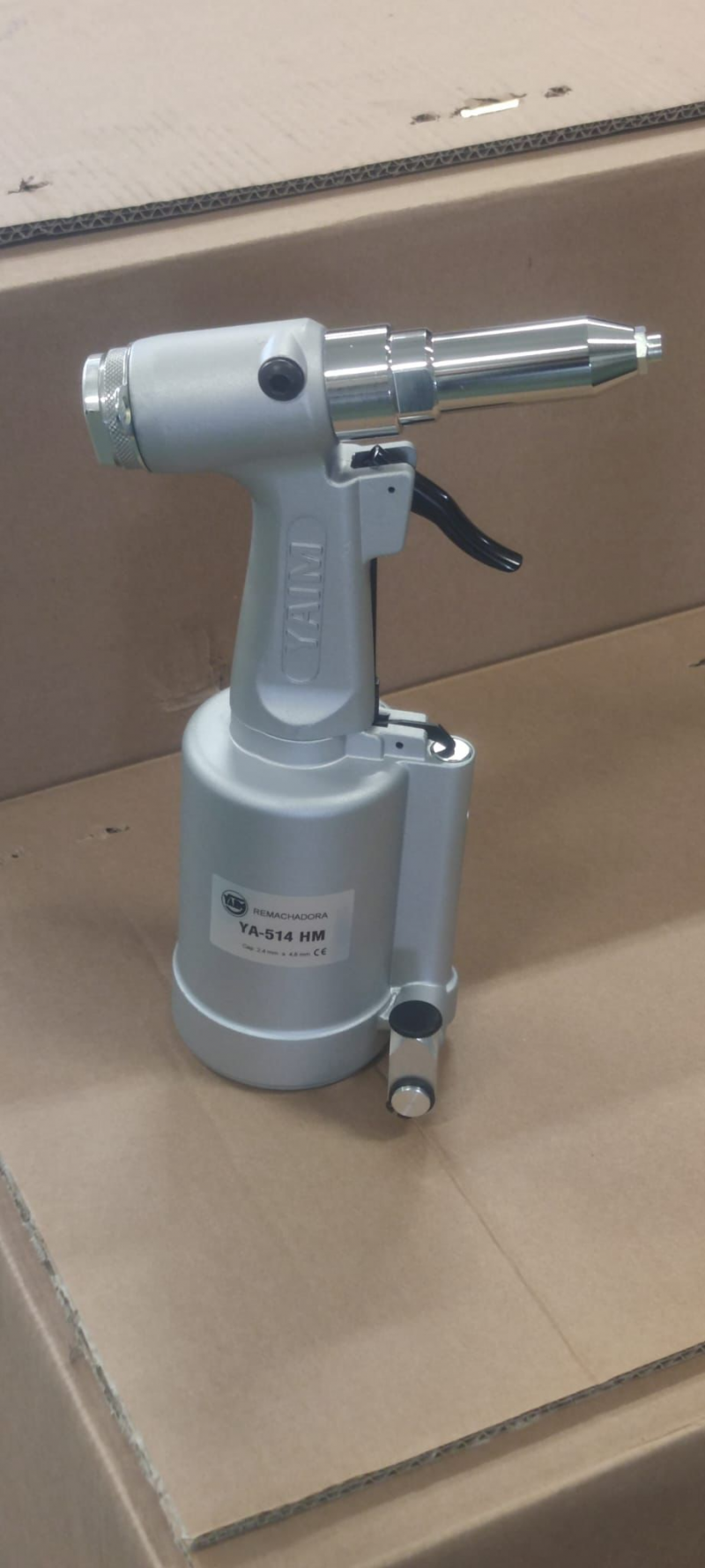 REMACHADORA NEUMATICA YA-514 HM