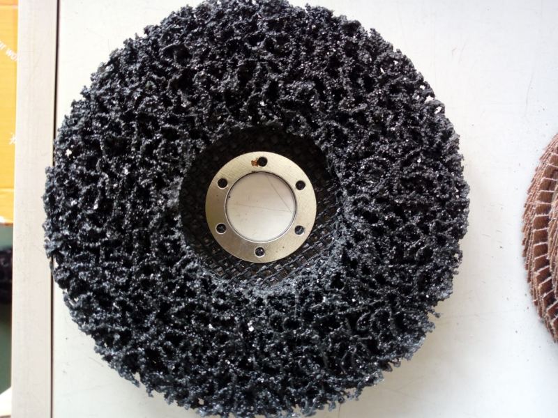 Disco de limpieza tipo fibra Rhodius SVS 125 mm | Alto desbaste